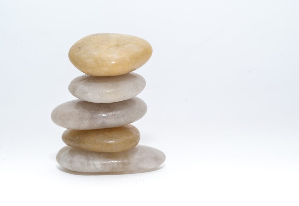 balance, stones, pebbles-3129347.jpg